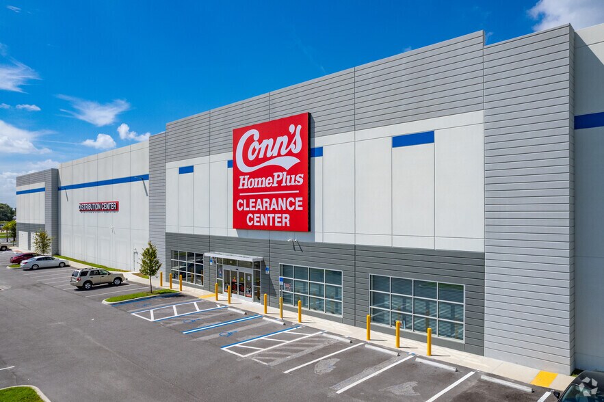 More Photos Of 8401 State Road 33 N, Lakeland Distribution For Lease