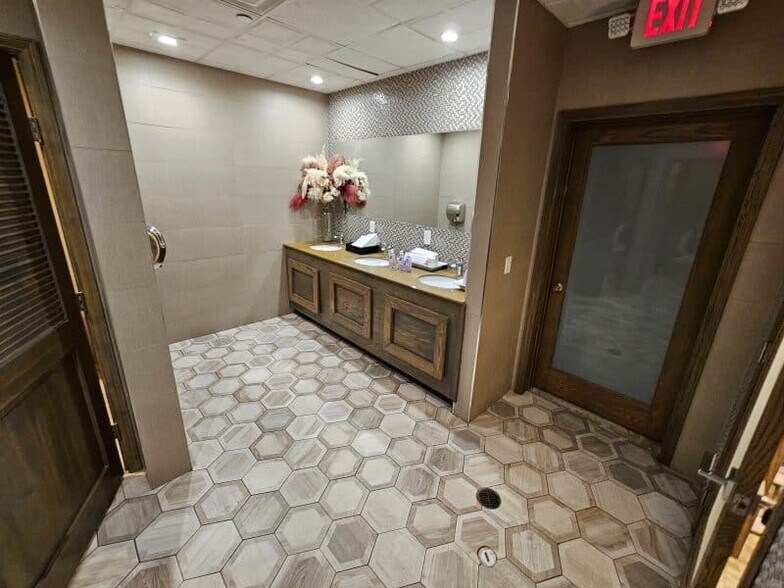 More Photos Of 100 Otter Rd, Campbell Hall Golf Course Driving Range For Sale