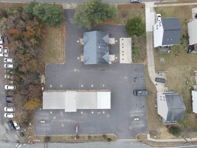 More Photos Of 1603 Dixon St, Fredericksburg Carwash For Lease