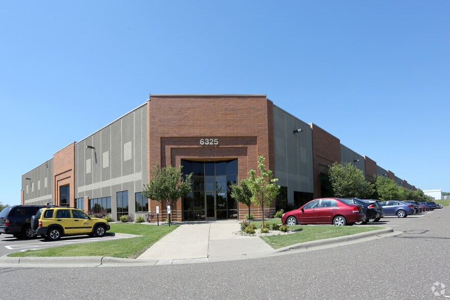Primary Photo Of 6325 Sandburg Rd, Golden Valley Light Manufacturing For Lease
