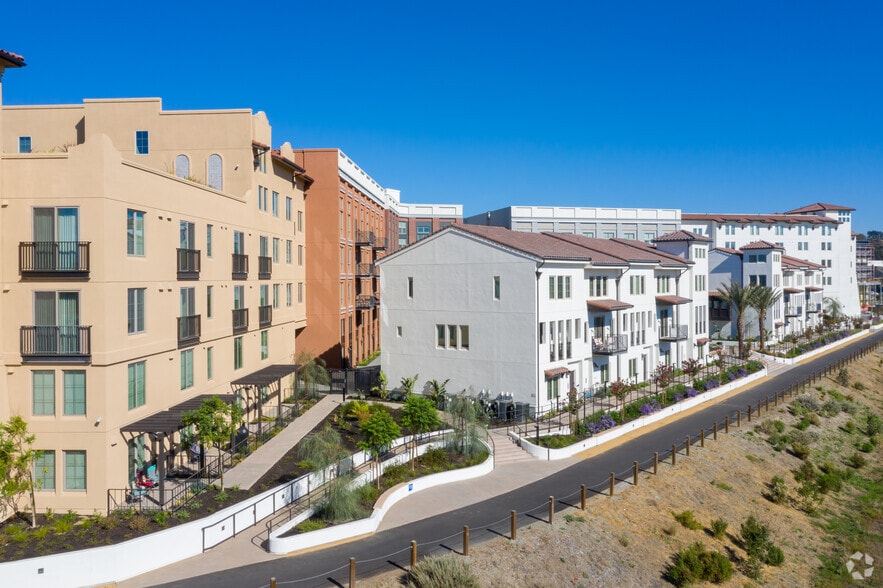 More Photos Of 2525 Bayfront Blvd, Hercules Apartments For Lease