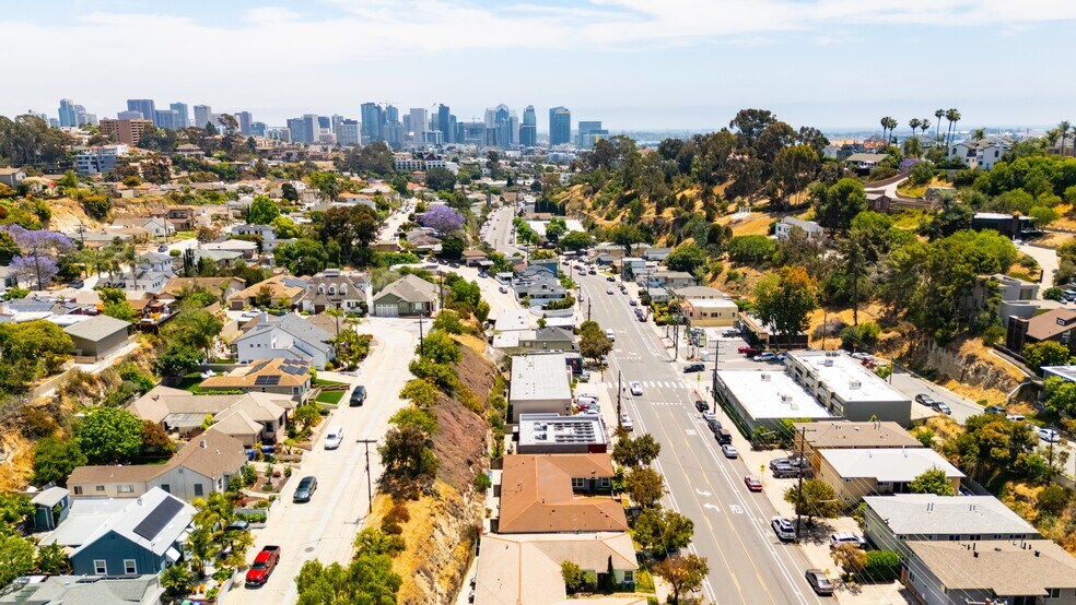 More Photos Of 3139 Reynard Way, San Diego Apartments For Sale