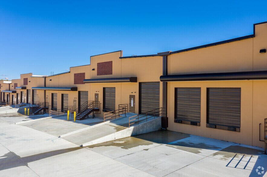 More Photos Of 2410 Satellite Blvd, Buford Warehouse For Lease