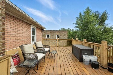 More Photos Of 605 Reed St, Beecher Office For Sale