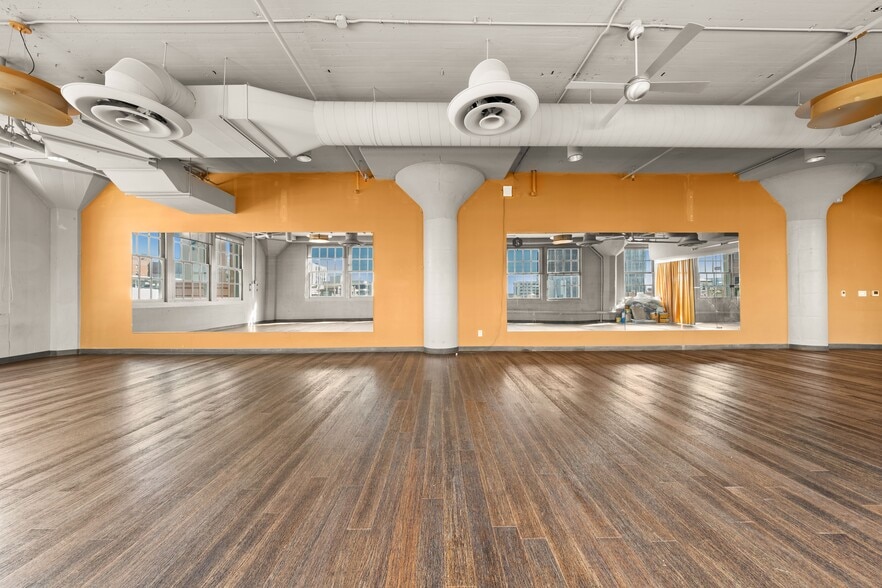 More Photos Of 1000 Van Ness Ave, San Francisco Apartments For Lease