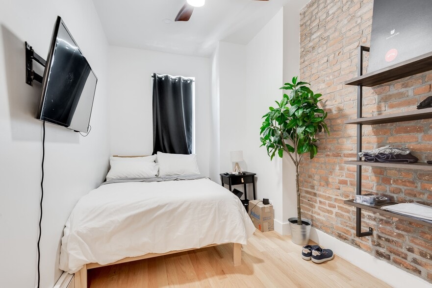 More Photos Of 579 Decatur St, Brooklyn Apartments For Sale