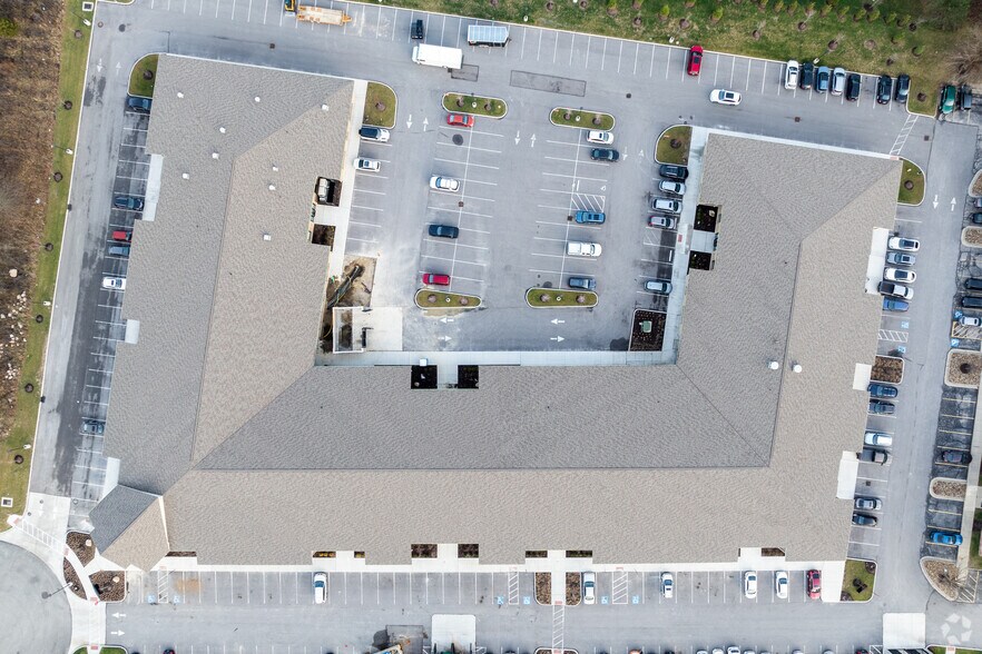 More Photos Of 2205 Crocker Rd, Westlake Medical For Lease