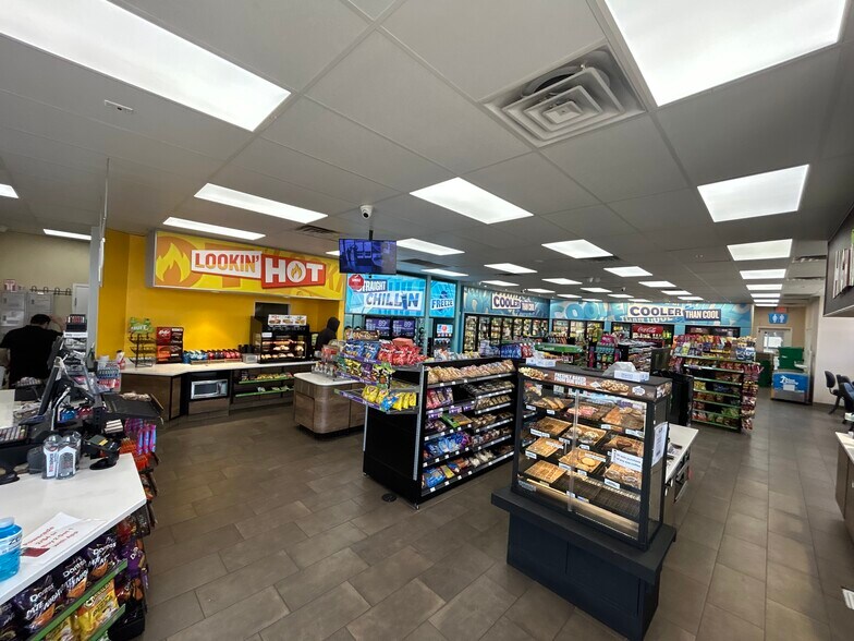 More Photos Of 1537 N Boulder Hwy, Henderson Convenience Store For Sale