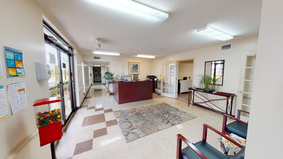 More Photos Of 2773 Marshall Dr, Tifton Warehouse For Sale