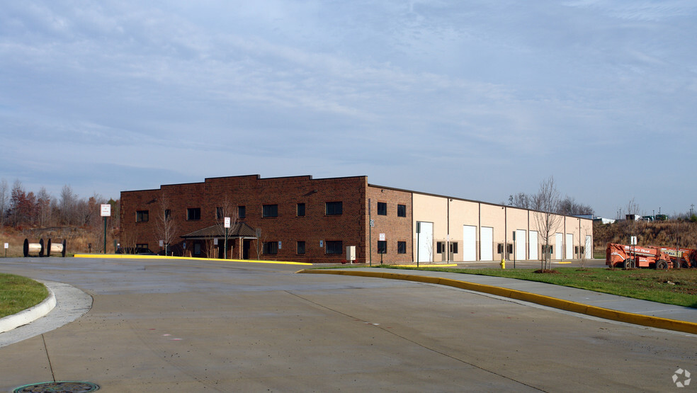 Primary Photo Of 30 Blackjack Rd, Fredericksburg Warehouse For Lease