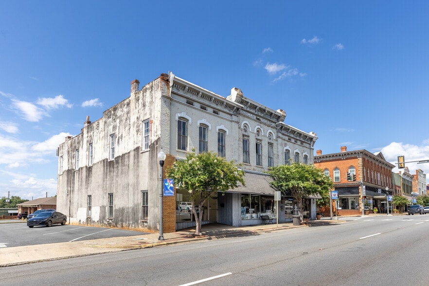 More Photos Of 205 W. Forsyth Street, Americus General Retail For Sale
