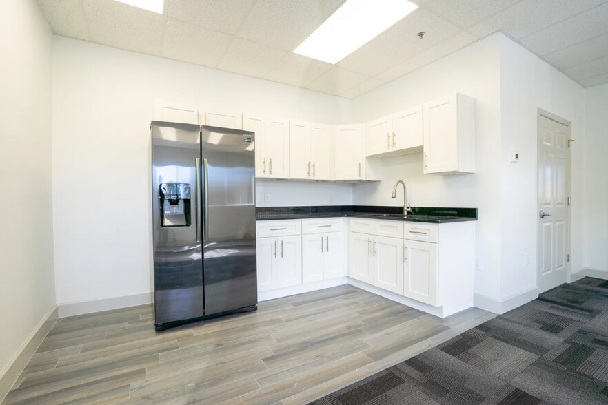 More Photos Of 1270 Upsala Rd, Sanford Office For Lease