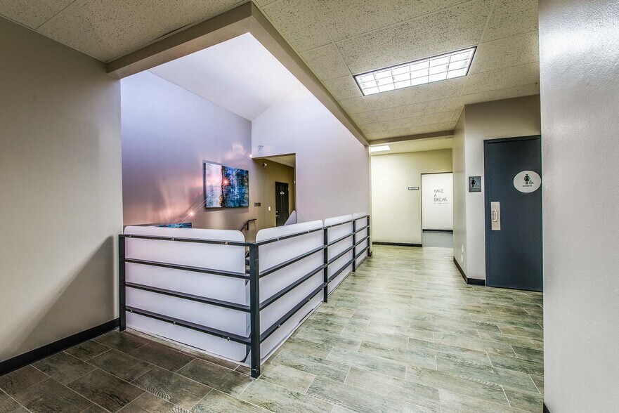More Photos Of 1301 E Orangewood Ave, Anaheim Office For Sale