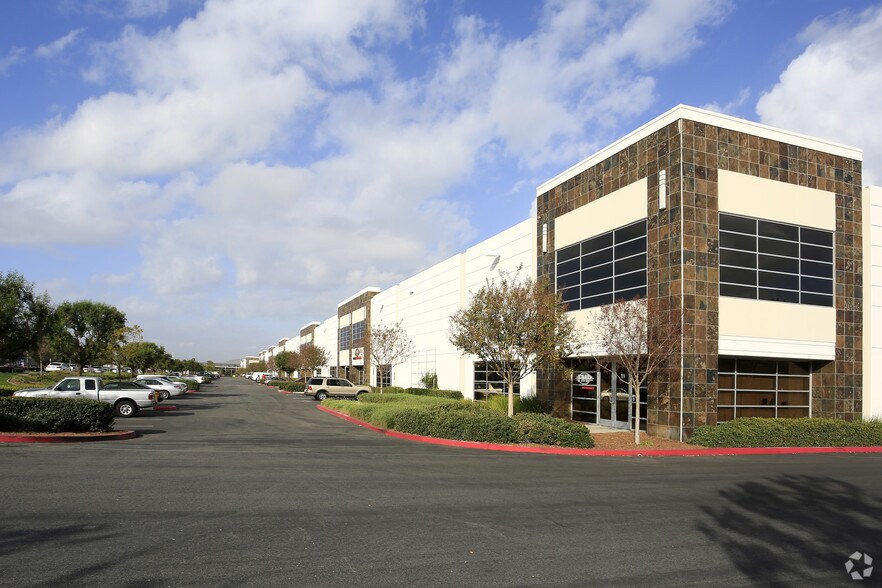 More Photos Of 1111 Citrus St, Riverside Warehouse For Lease