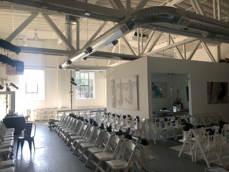 More Photos Of 1300 Elmer St, Belmont Warehouse For Lease