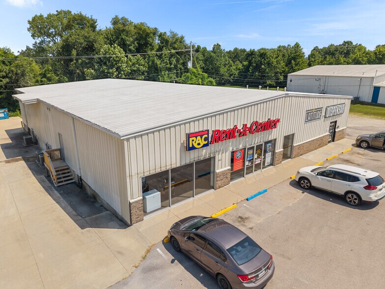 Primary Photo Of 1812 S Business 54, Eldon Bank For Sale