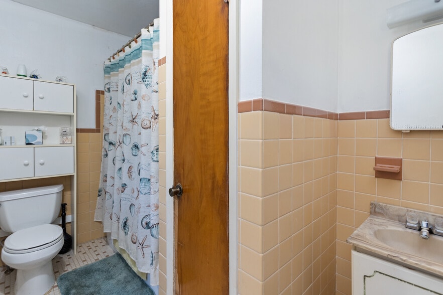 More Photos Of 51 Crosswicks Chesterfield Rd, Chesterfield Apartments For Sale