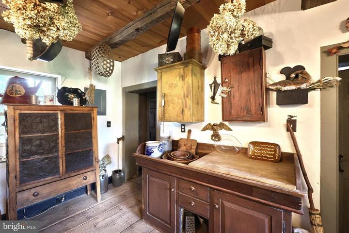 More Photos Of 4415 W Market St, York Specialty For Sale