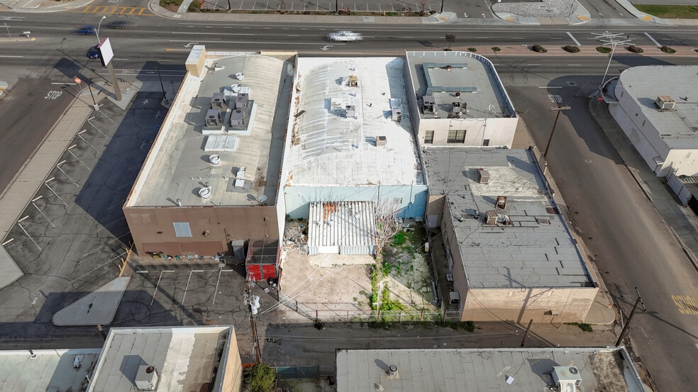 More Photos Of 1305 N Chester Ave, Bakersfield Storefront Retail Office For Lease