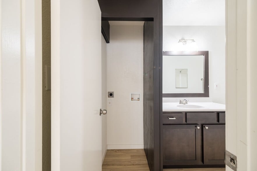 More Photos Of 367 N Union Rd, Manteca Apartments For Sale