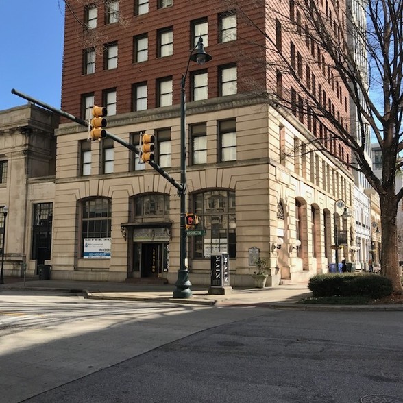 Primary Photo Of 1350 Main St, Columbia Office For Lease