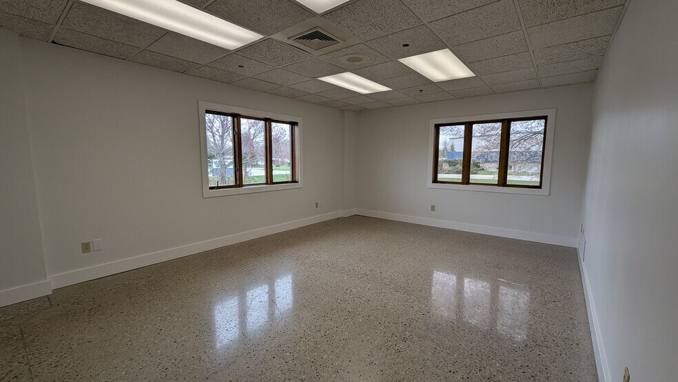 More Photos Of 2155 Traversefield Dr, Traverse City Manufacturing For Lease