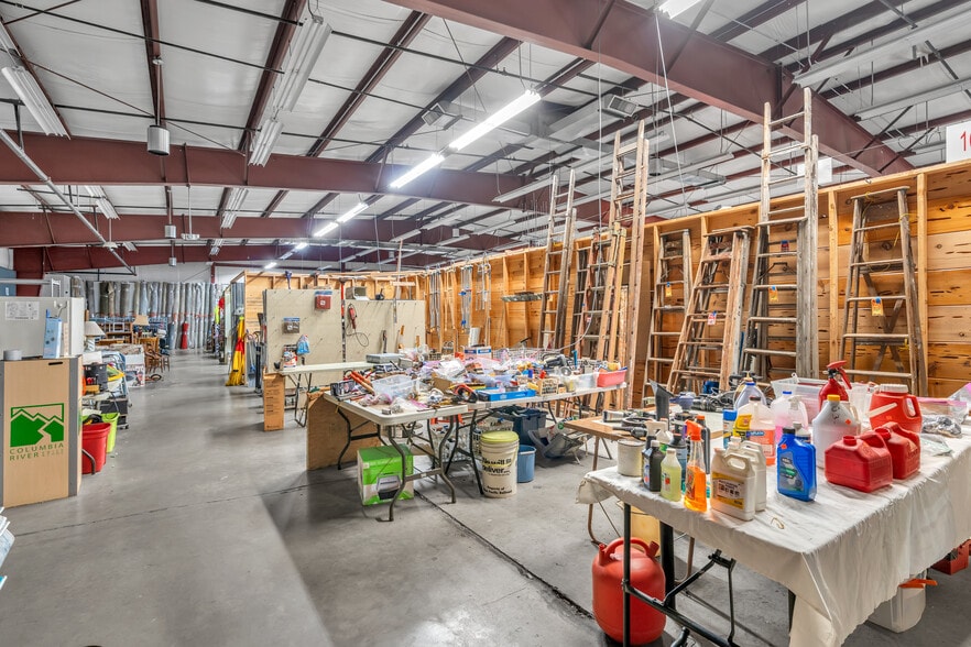 More Photos Of , Elkhart Unknown For Sale