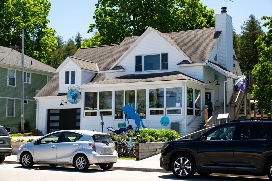More Photos Of 4113 Main St, Fish Creek Storefront Retail Residential For Sale