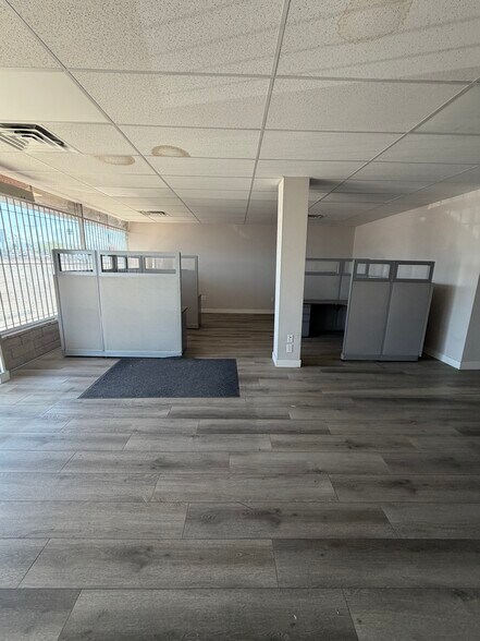 More Photos Of 3475 Boulder Hwy, Las Vegas Freestanding For Lease