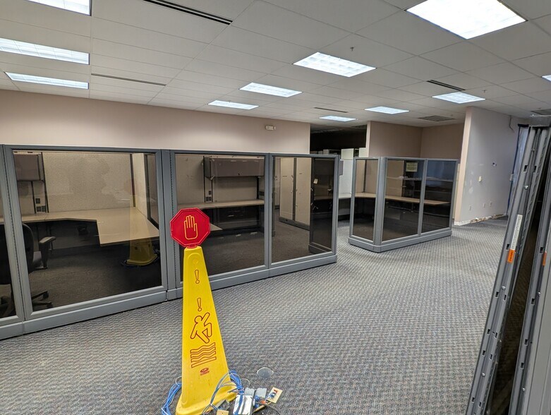 More Photos Of 195 S Clayton Rd, New Lebanon Medical For Sale