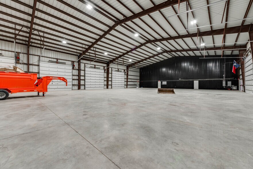 More Photos Of 2820 S FM 866, Odessa Manufacturing For Lease