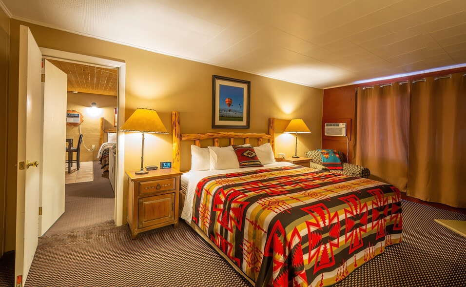 More Photos Of 627 Sudderth Dr, Ruidoso Hotel For Sale