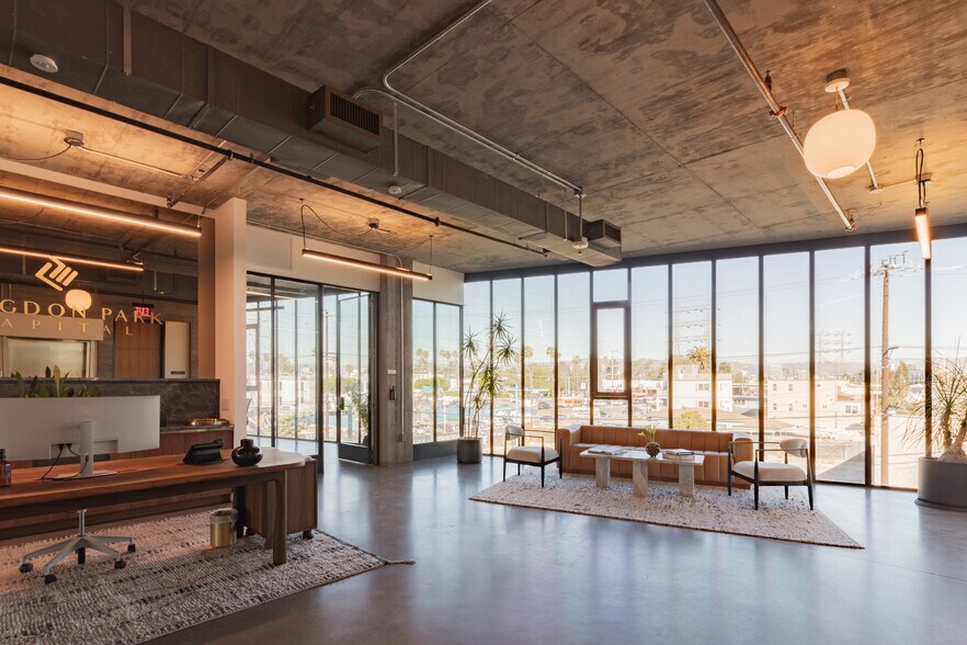 More Photos Of 5788 W Adams Blvd, Los Angeles Unknown For Lease