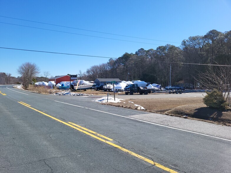 More Photos Of 9649 New Rd, Mcdaniel Marina For Sale