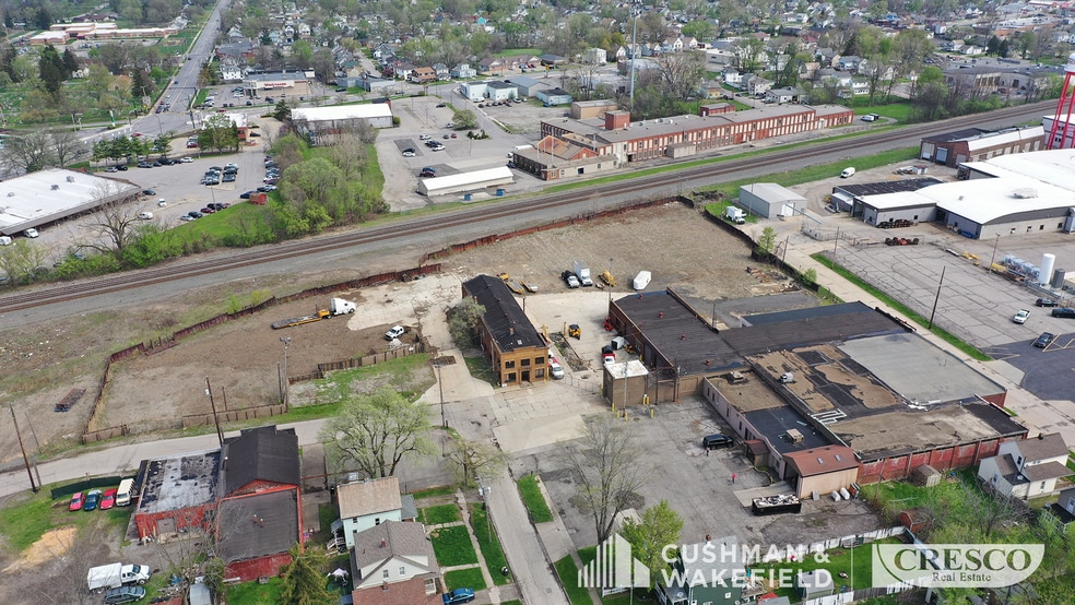 More Photos Of 201 Williams St, Elyria Warehouse For Sale