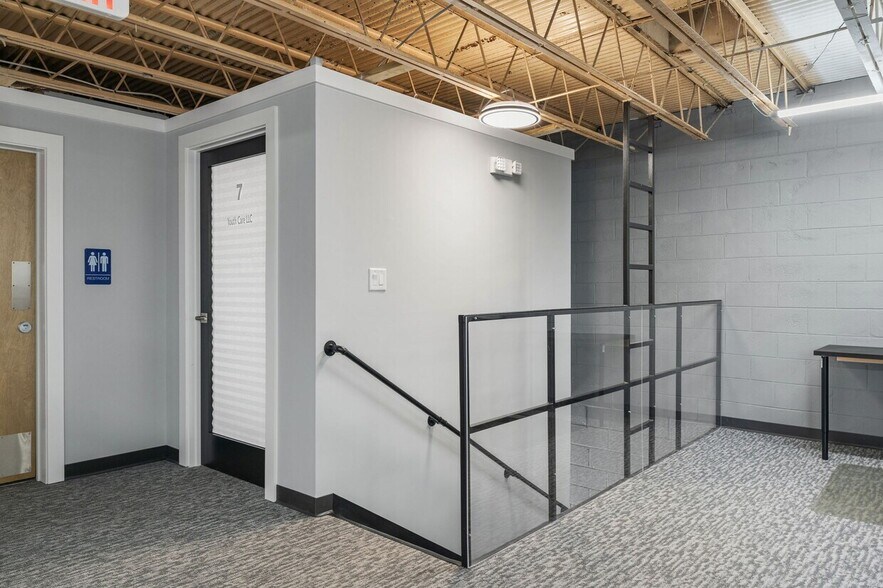 More Photos Of 117 S Main St, Hopewell Coworking Space