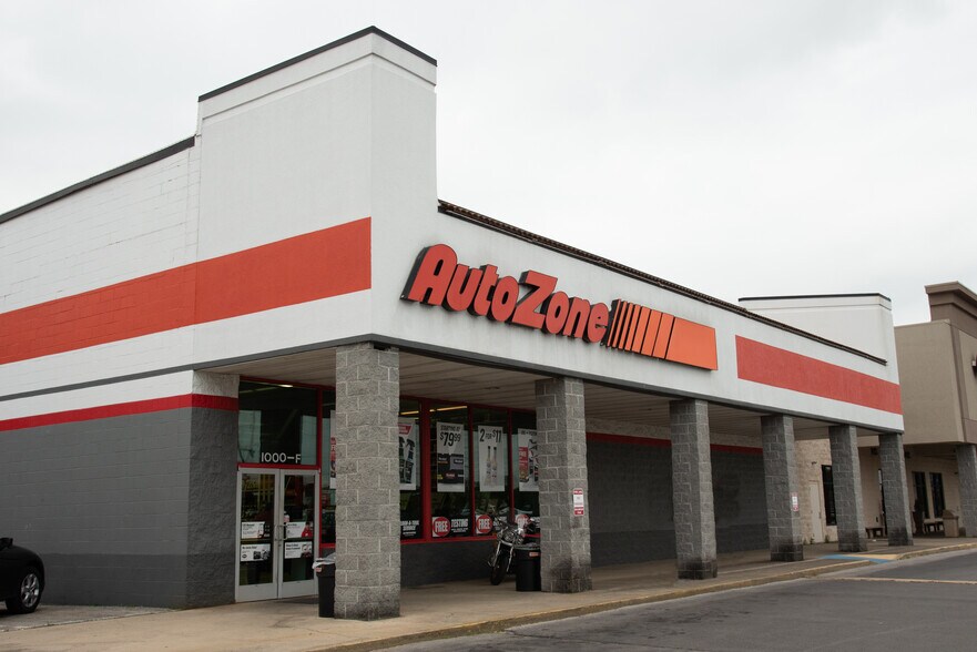 More Photos Of 1000 Beltline Rd, Decatur Unknown For Lease