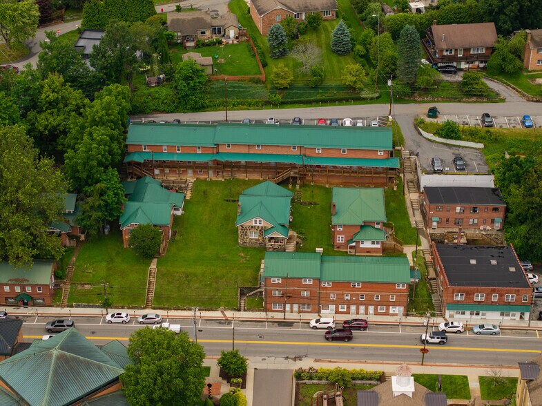 More Photos Of 271 Wallace Cir, Boone Apartments For Sale