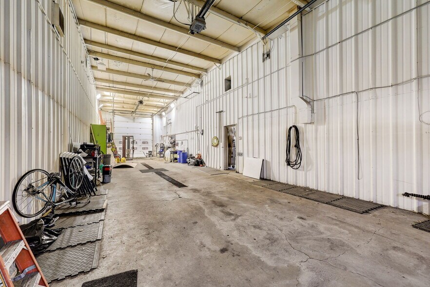 More Photos Of 201 Grell Ln, Johnson Creek Manufacturing For Sale