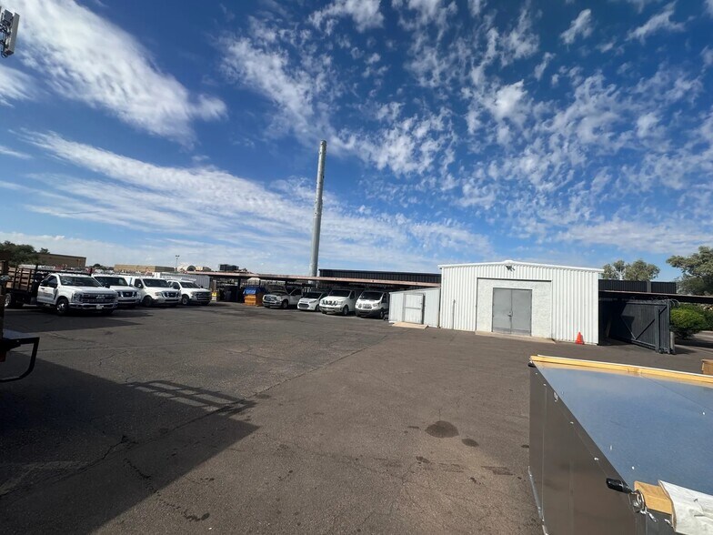 More Photos Of 5824 S 25th St, Phoenix Warehouse For Lease