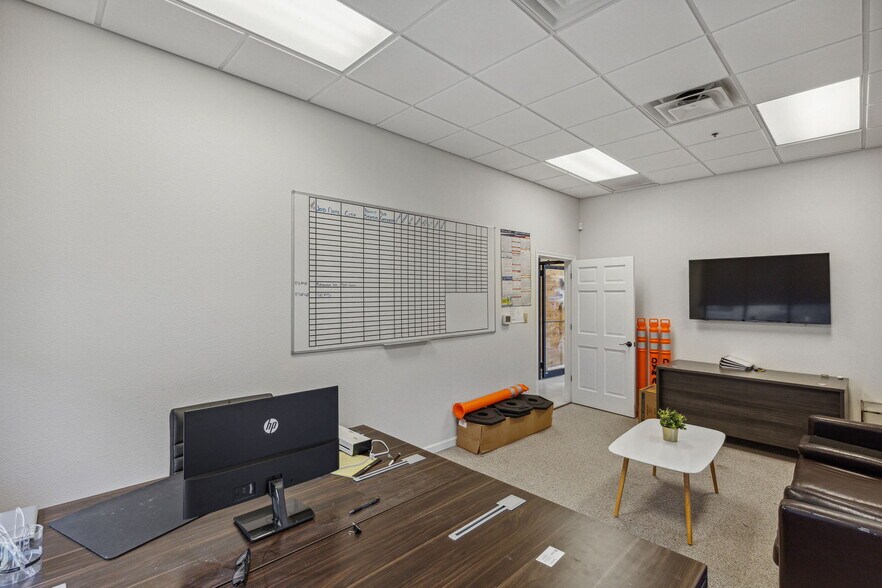 More Photos Of 8501 Wade Blvd, Frisco Medical For Lease
