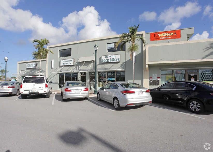 More Photos Of 61 NW 44th St, Fort Lauderdale Unknown For Lease