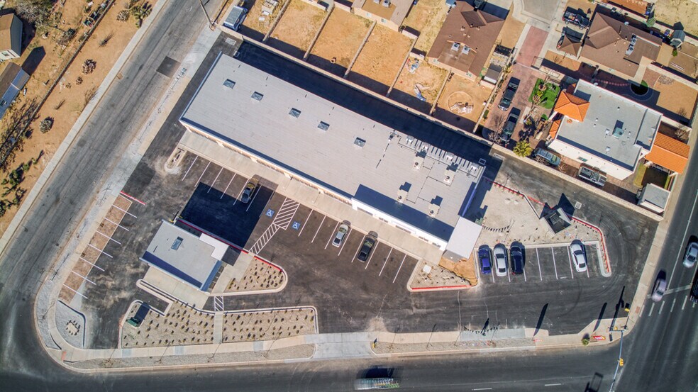 More Photos Of 5905 Sun Valley Dr, El Paso Storefront For Lease