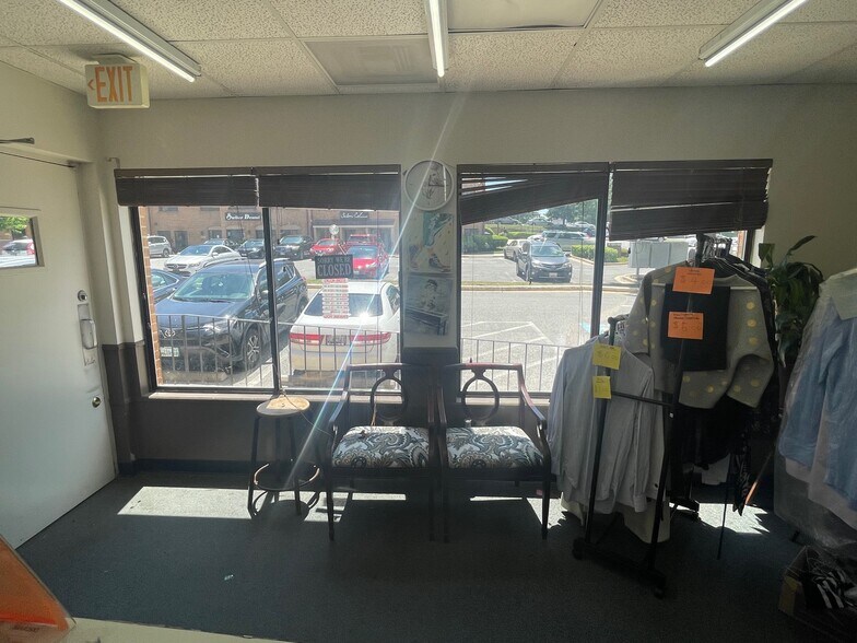 More Photos Of 11201-11259 Lockwood Dr, Silver Spring Office For Sale