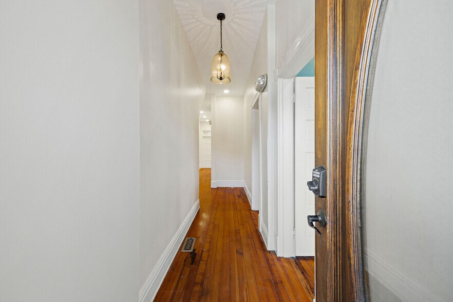 More Photos Of 5 S Adams St, Richmond Office For Sale