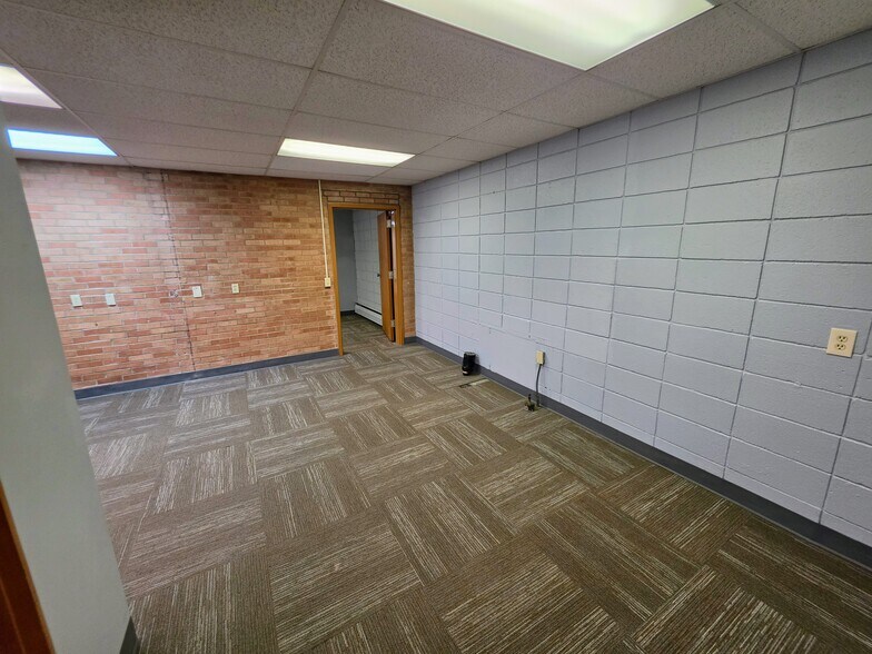 More Photos Of 1848-1850 W Galbraith Rd, Cincinnati Office For Sale