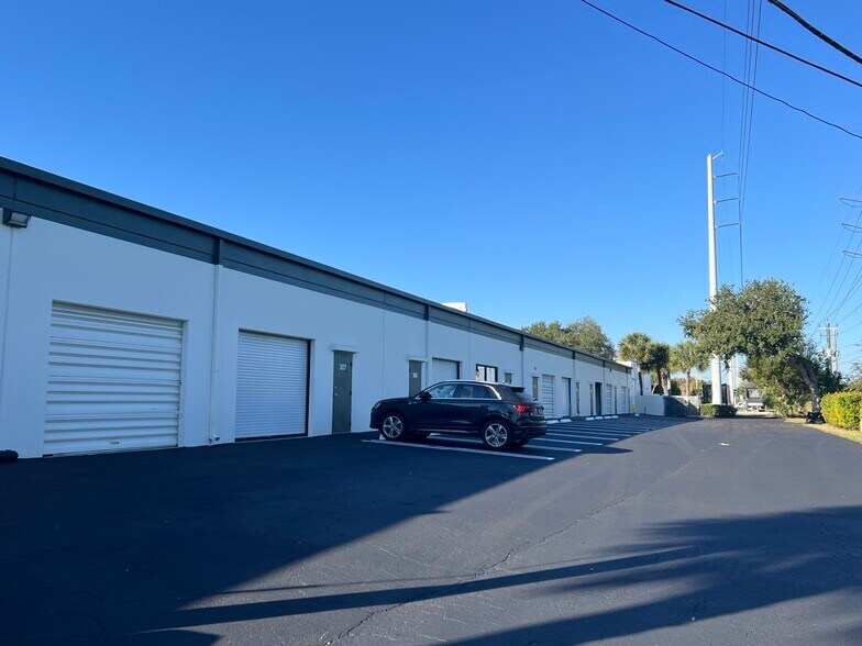 More Photos Of 901 Northpoint Pky, West Palm Beach Unknown For Lease