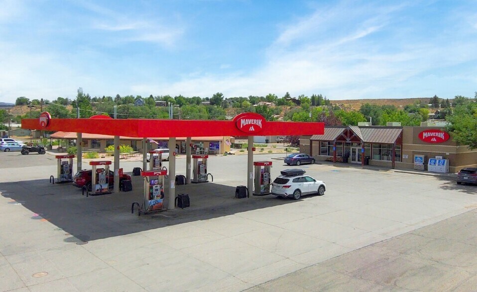 Primary Photo Of 317 E Main St, Rangely Convenience Store For Sale