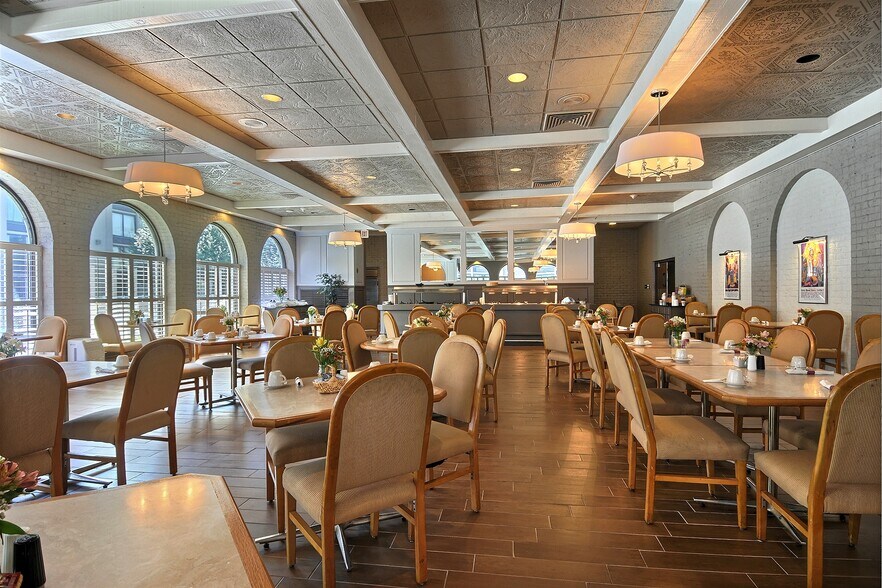 More Photos Of 1471 E Brooks Rd, Memphis Hotel For Sale