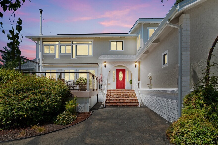 More Photos Of 7919 Empire Grade, Santa Cruz Multifamily For Sale